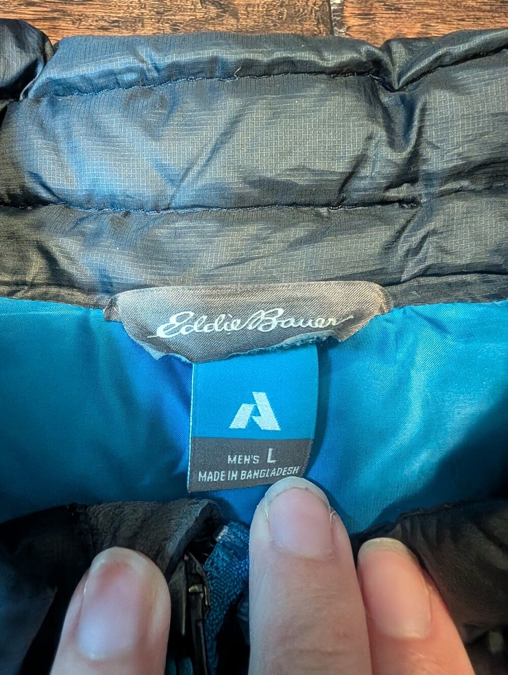 Eddie Bauer Men's First Ascent Stormdown 800 Jacket Size Large - Picture 3 of 8